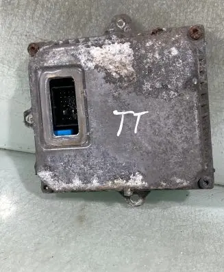 Audi TT Mk1 Xenon control unit/module 1307329066 7045