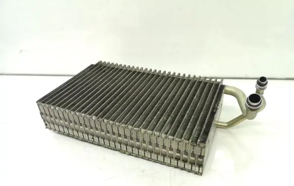 Mercedes-Benz E W211 Air conditioning (A/C) radiator (interior) A2118300258