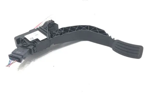 Citroen C4 III e-C4 Accelerator throttle pedal 9837891880