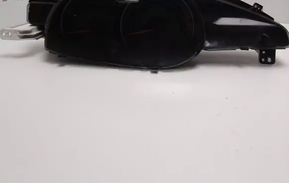 Speedometer (instrument cluster)