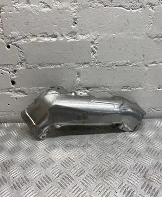 BMW 7 G11 G12 Heat shield in engine bay 8652464