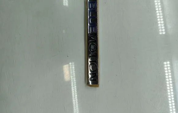 Volkswagen Polo VI Manufacturers badge/model letters 6Q0853675R