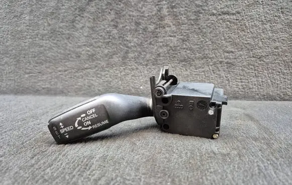 Audi A4 S4 B7 8E 8H Cruise control stalk 4E0953521