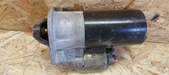 Volvo V70 Starter motor 0001108167