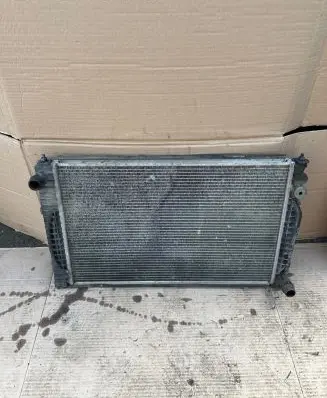 Coolant radiator
