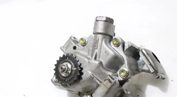 Toyota Auris E180 Oil pump 