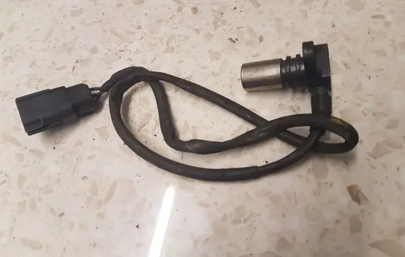 Volvo S60 Crankshaft position sensor 9202134 1030000712