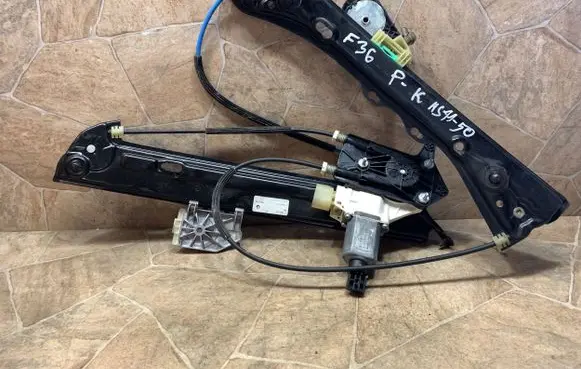 BMW 4 F36 Gran coupe Front door electric window regulator 7326327