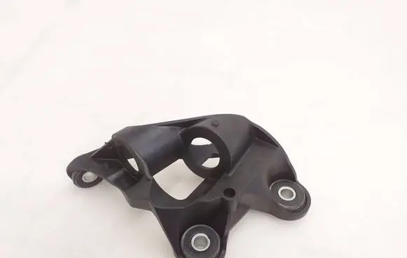 Volkswagen Tiguan Gear shift cable bracket 3Q0711789