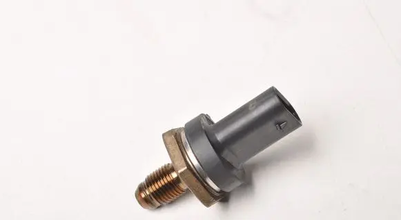 Ford Fiesta Fuel pressure sensor H6BG9F972AB
