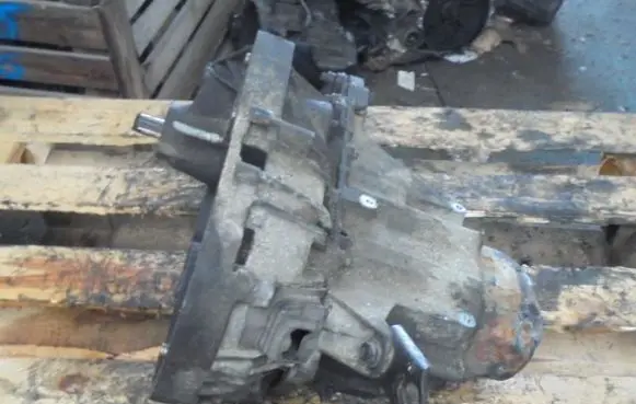 Renault Thalia I Manual 4 speed gearbox JB1926