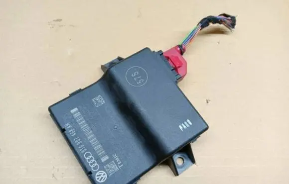 Audi Q5 SQ5 Gateway control module 8T0907468AH 8T0907468K