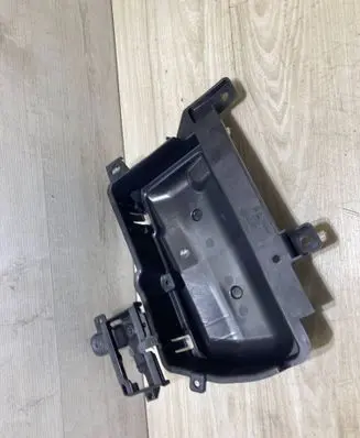 BMW 3 G20 G21 Fuse box cover 6991156