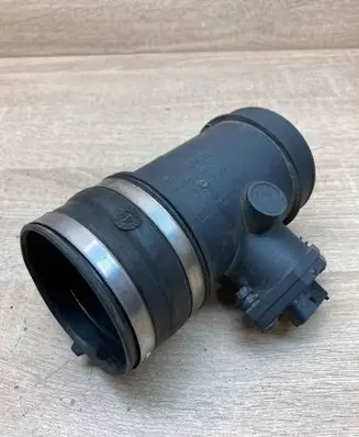Opel Vectra B Mass air flow meter 028217519