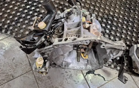Peugeot 806 Manual 5 speed gearbox 20TB50