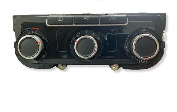 Volkswagen Golf V Climate control unit 5HB009751