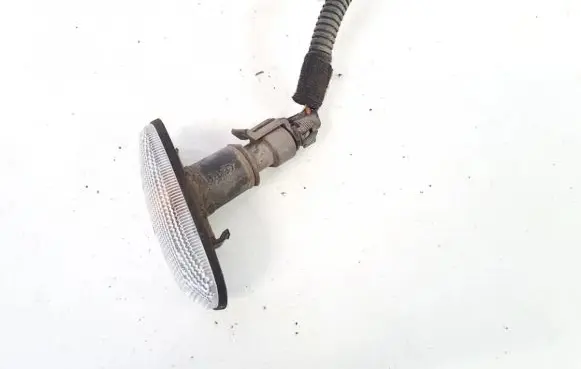 Opel Zafira A Front fender indicator light