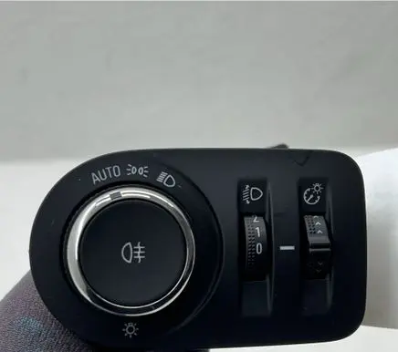 Opel Mokka B Light switch 9836300280