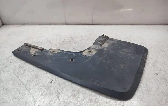 Volkswagen Amarok Front mudguard 2H0821809