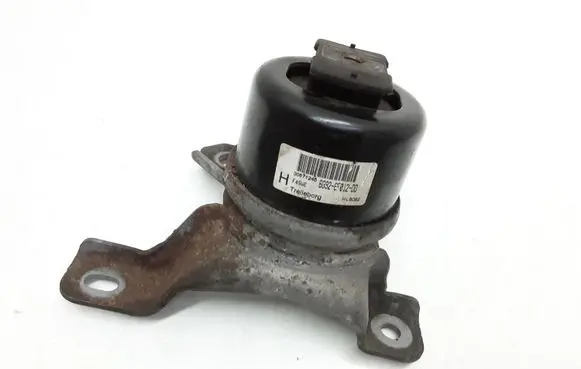 Volvo S60 Engine mount bracket 30671245 6G926F012DD