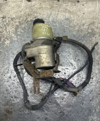 Opel Zafira A Power steering pump