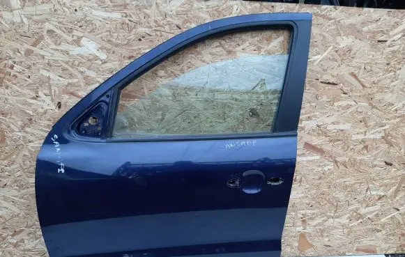 Hyundai Santa Fe Front door