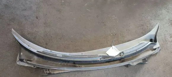 Hyundai Veloster Wiper trim 86154-2V000