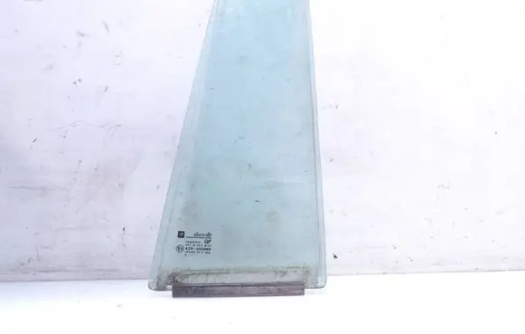 Opel Astra F Rear vent window glass As2