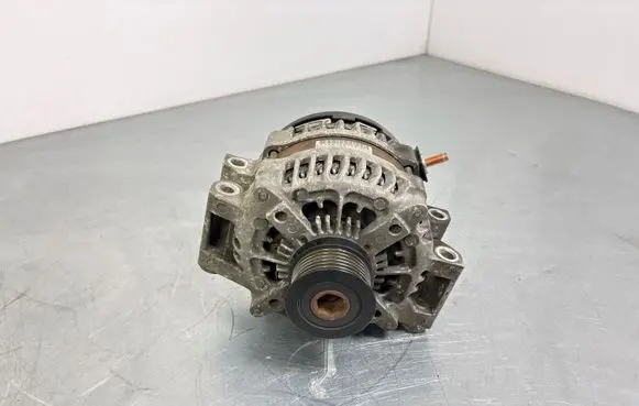 Jeep Grand Cherokee Generator/alternator P04801835AB