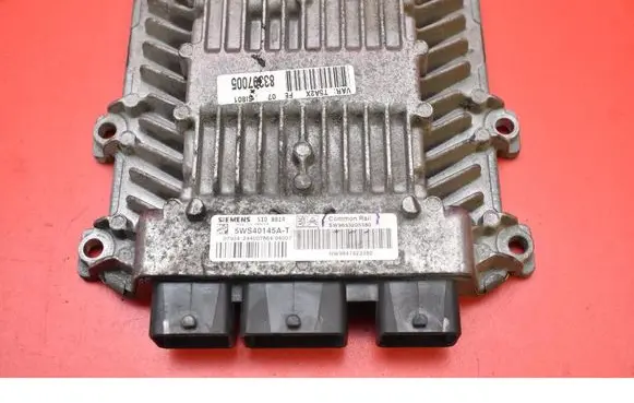Peugeot 307 CC Engine control unit/module ECU SW9653205380