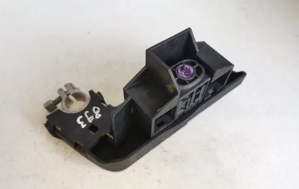 Audi Q5 SQ5 Battery relay fuse B0101034 4F0915519
