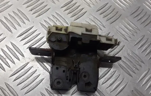 Renault Scenic II - Grand scenic II Tailgate exterior lock 82007076240