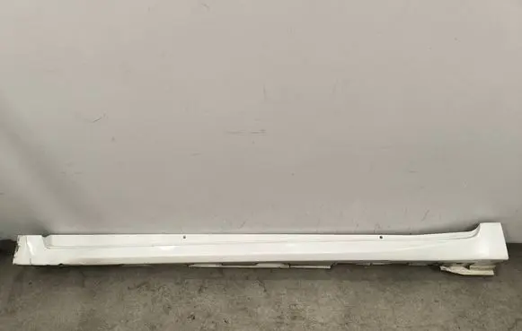 Toyota Avensis T270 Sill 7585205050