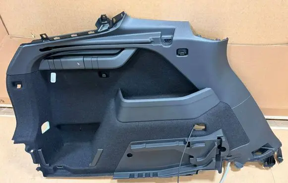 Volkswagen Tayron I Tailgate/trunk side cover trim 5ZL867427D