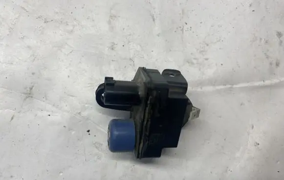 BMW 6 G32 Gran Turismo Front door interior light 7370179