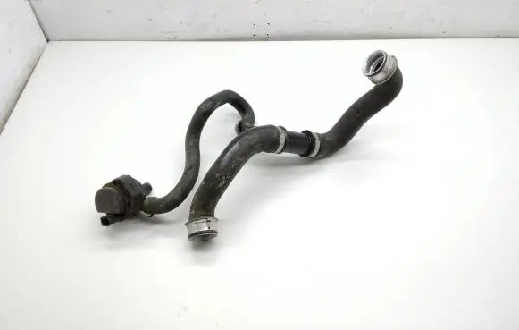 Mercedes-Benz GLK (X204) Engine coolant pipe/hose A2045014082 6254123038