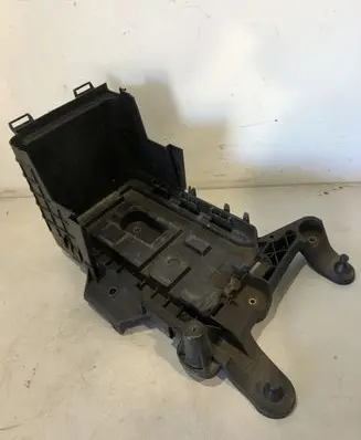 Audi A3 S3 8P Battery tray 1K0915333C