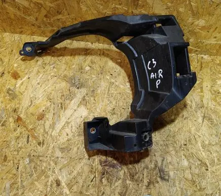Citroen C3 Aircross Headlight/headlamp mounting bracket 13490039