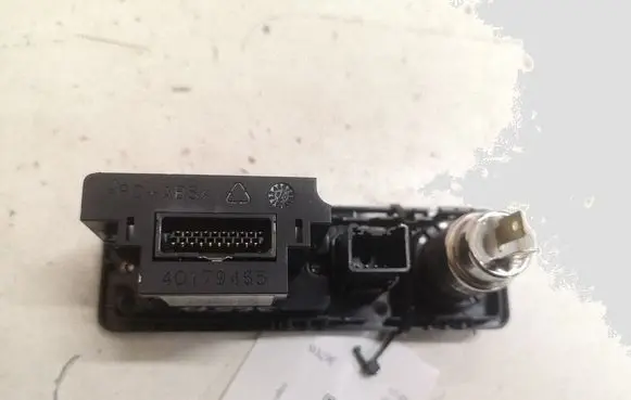 Jaguar XF AUX in-socket connector 8X2319C166AD