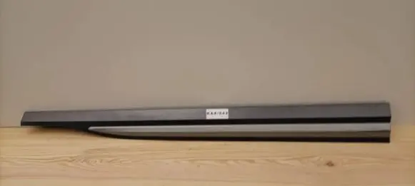 Hyundai Kona I Front door trim (molding) 87722-J9500