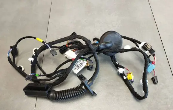 Seat Leon IV Front door wiring loom 5FB971121M