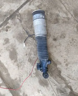 BMW 7 F01 F02 F03 F04 Rear shock absorber/damper 6858813 15140011554