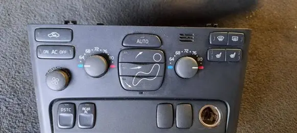 Volvo XC90 Climate control unit 30746026