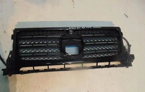 Mercedes-Benz G W463 2nd Gen Front bumper upper radiator grill A4638880400