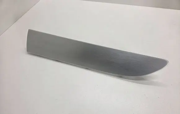 Dashboard glove box trim