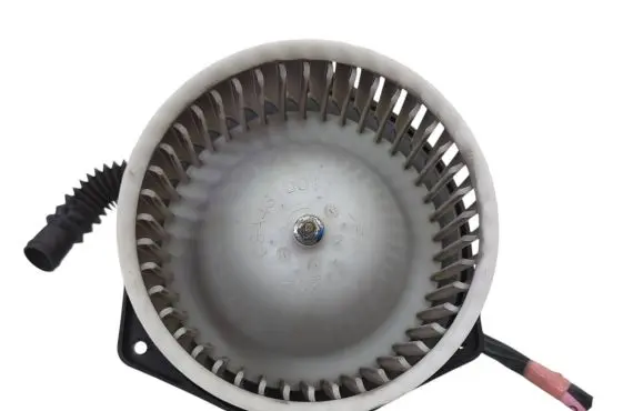 Suzuki Grand Vitara II Heater fan/blower CSA431D219 7425064J12