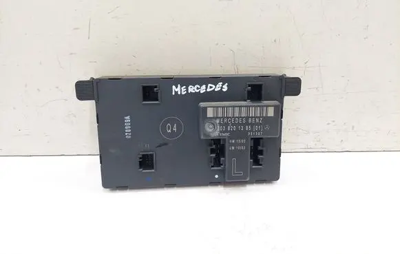 Mercedes-Benz C W203 Door control unit/module 2038201385 351307