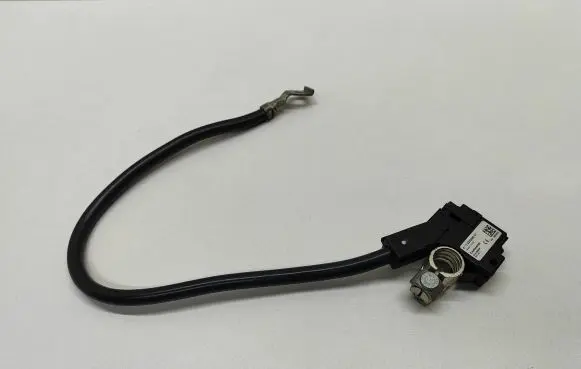 BMW 5 F10 F11 Negative earth cable (battery) 9253082 925308201 61129253082