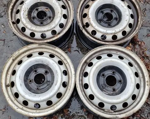 Peugeot Expert R15 steel rim 