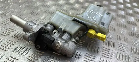 Skoda Octavia Mk3 (5E) Master brake cylinder 5Q02611301H